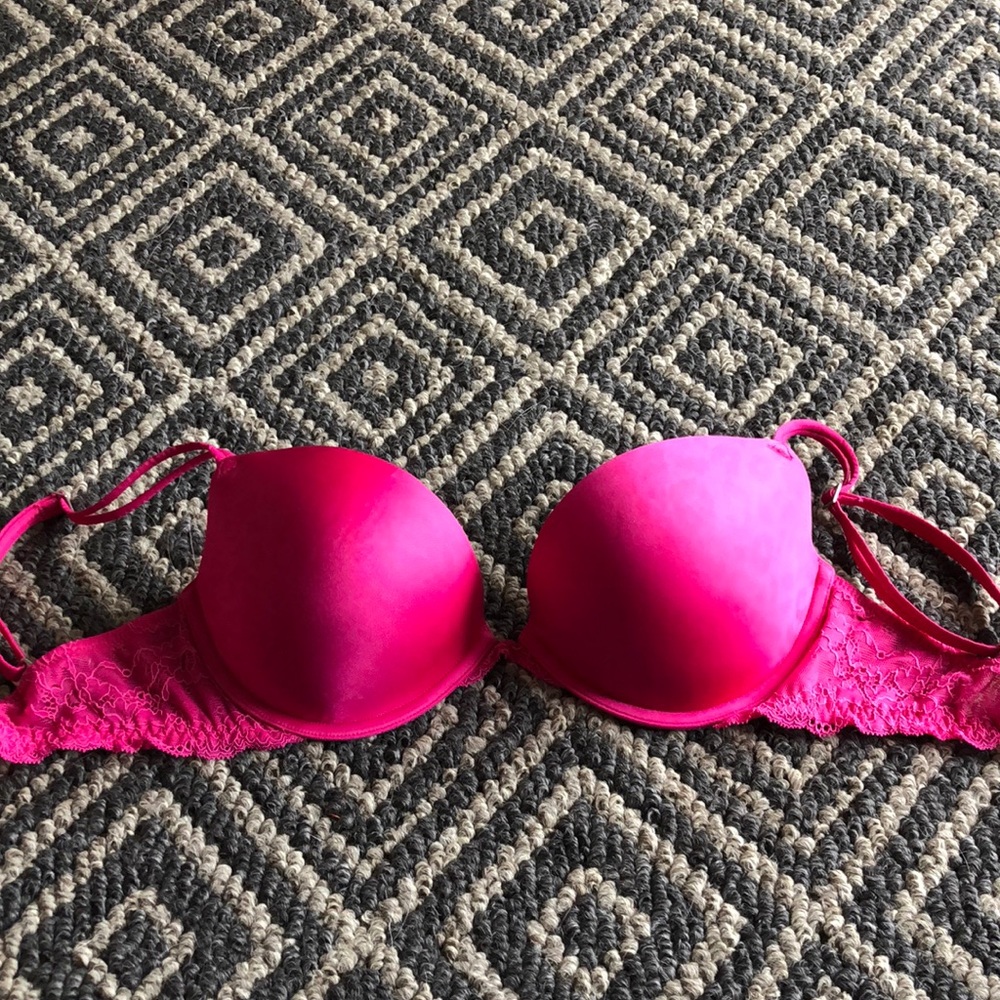PINK bra